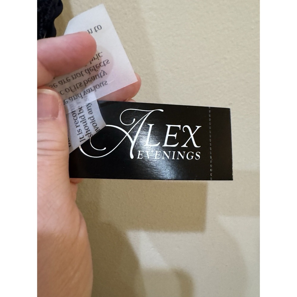 Alex Evenings navy blue gown featuring a lace bodice Size 10 Navy Cowl Back - Picture 10 of 15